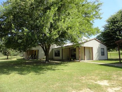 Farm and Ranch in Leon County, Texas