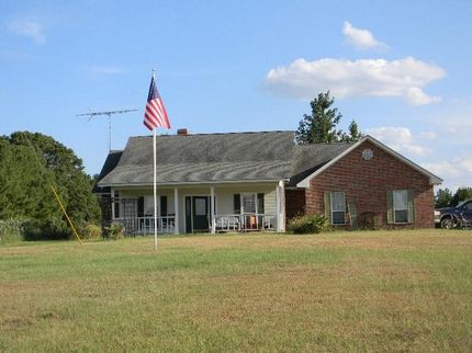Farm and Ranch in Henderson County, Texas