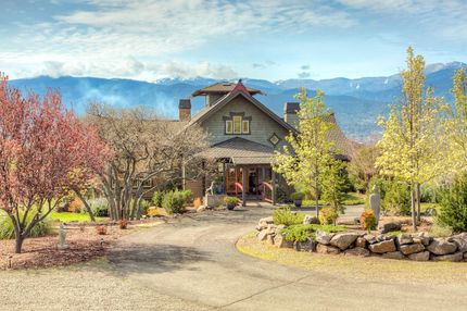 Land in Jackson County, Oregon
