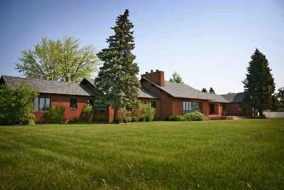 Farm and Ranch in Sheridan County, Wyoming