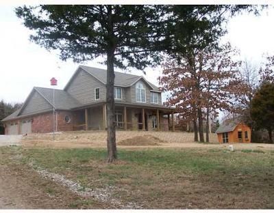 Farm and Ranch in McDonald County, Missouri