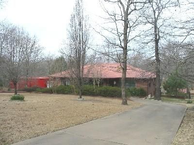 Farm and Ranch in Henderson County, Texas