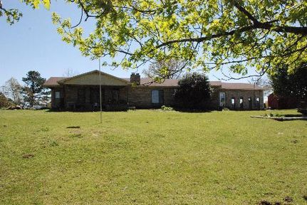 Land in Le Flore County, Oklahoma