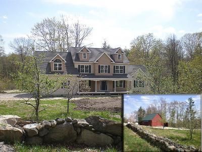 Farm and Ranch in Rockingham County, New Hampshire