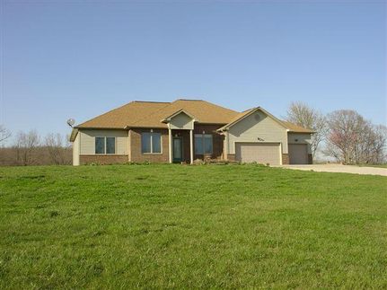 Farm and Ranch in Howell County, Missouri