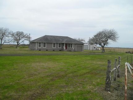 Farm and Ranch in Jackson County, Texas