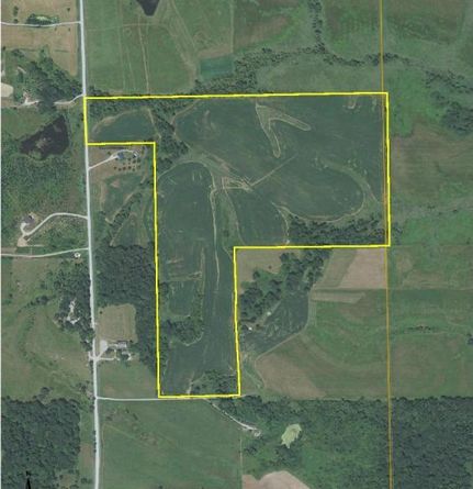Farm and Ranch in Johnson County, Iowa