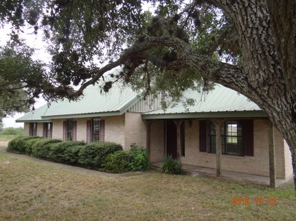 Farm and Ranch in Bee County, Texas