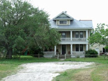 Farm and Ranch in Bee County, Texas