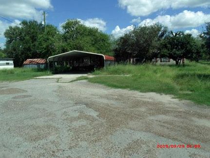 Farm and Ranch in Bee County, Texas