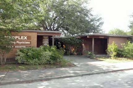 Farm and Ranch in Bee County, Texas