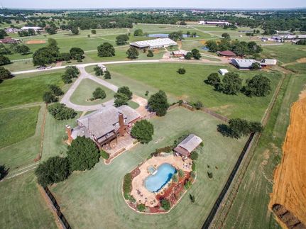Farm and Ranch in Denton County, Texas