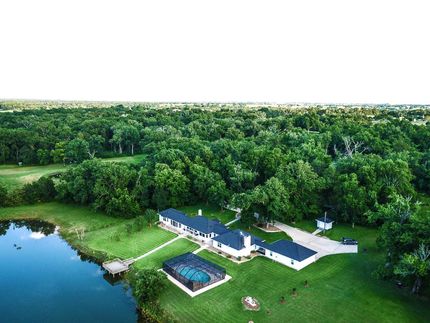 Farm and Ranch in Washington County, Texas