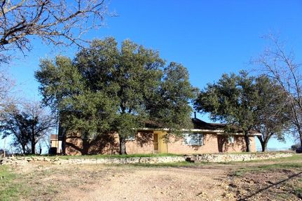 Farm and Ranch in Comanche County, Texas