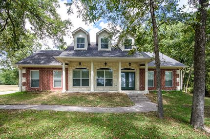 Commercial Property in Navarro County, Texas