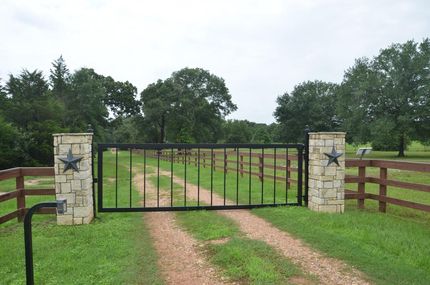 Farm and Ranch in Austin County, Texas
