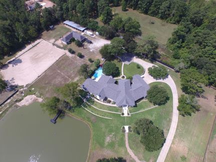 Farm and Ranch in Walker County, Texas