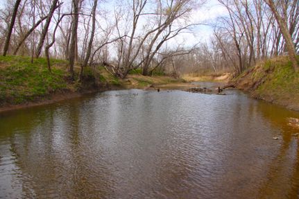 Farm and Ranch in Henry County, Missouri