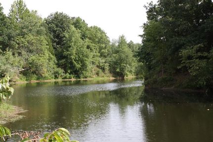 Farm and Ranch in Saline County, Illinois