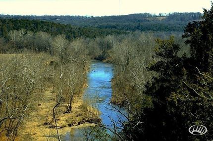 Farm and Ranch in Taney County, Missouri