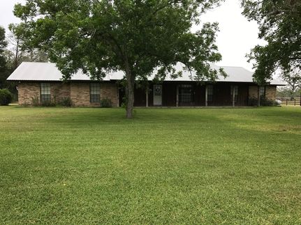 Homesite in Colorado County, Texas