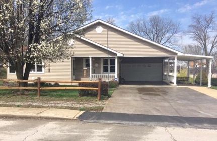 House in Lincoln County, Missouri