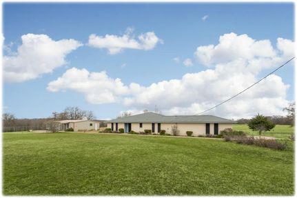 Farm and Ranch in Grayson County, Texas