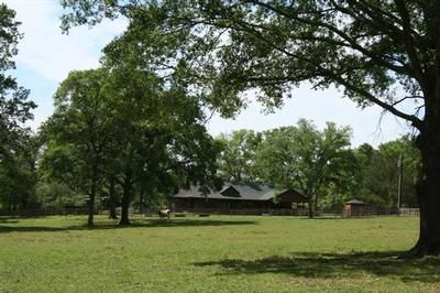 Farm and Ranch in Montgomery County, Texas