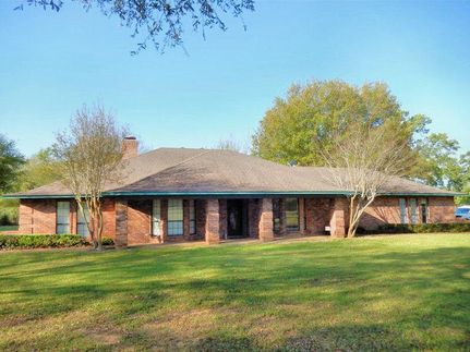 Farm and Ranch in Cherokee County, Texas