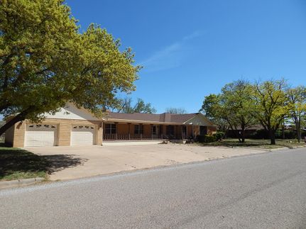 Farm and Ranch in Collingsworth County, Texas