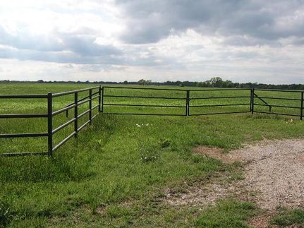 Farm and Ranch in Fannin County, Texas