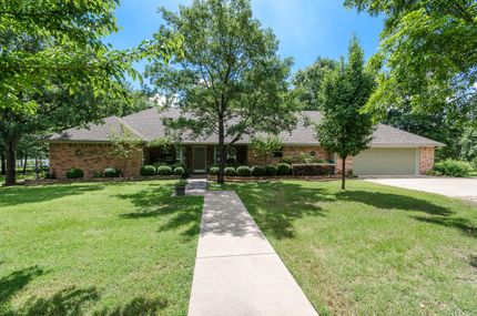 Farm and Ranch in Navarro County, Texas