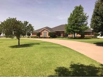 Farm and Ranch in McClain County, Oklahoma