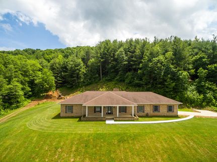 Farm and Ranch in Floyd County, Virginia