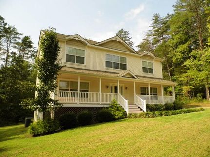 Farm and Ranch in Prince Edward County, Virginia