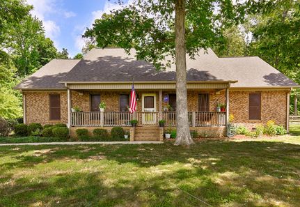 Farm and Ranch in Limestone County, Alabama