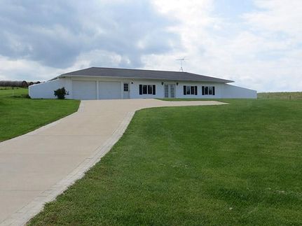 Farm and Ranch in Davis County, Iowa