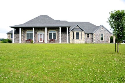 Farm and Ranch in Monroe County, Missouri