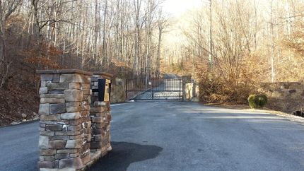 Farm and Ranch in Hawkins County, Tennessee