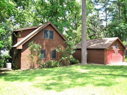 Farm and Ranch in Henderson County, Texas