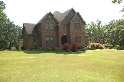Farm and Ranch in Howell County, Missouri