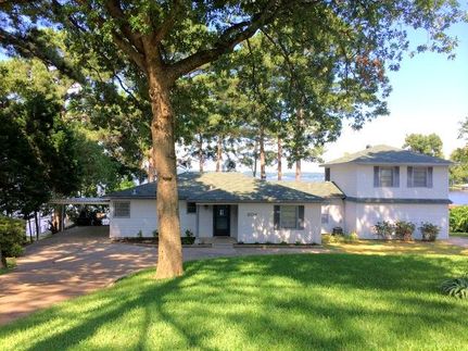 Farm and Ranch in Henderson County, Texas