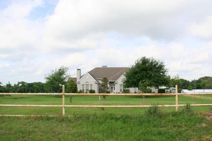 Farm and Ranch in Henderson County, Texas