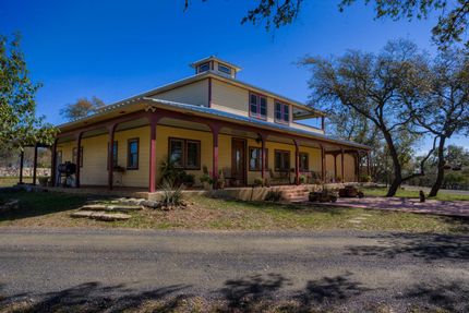 House in Medina County, Texas