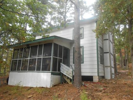 House in Le Flore County, Oklahoma