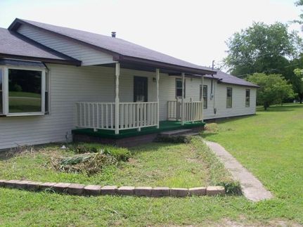 Land in Coffee County, Tennessee