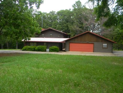 Farm and Ranch in Anderson County, Texas