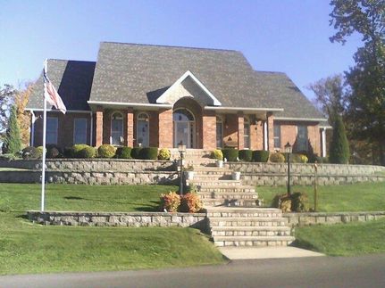 Farm and Ranch in Howell County, Missouri