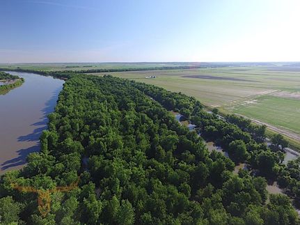 Farm and Ranch in Pike County, Illinois