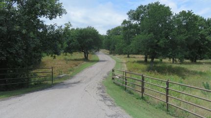 Farm and Ranch in Grayson County, Texas